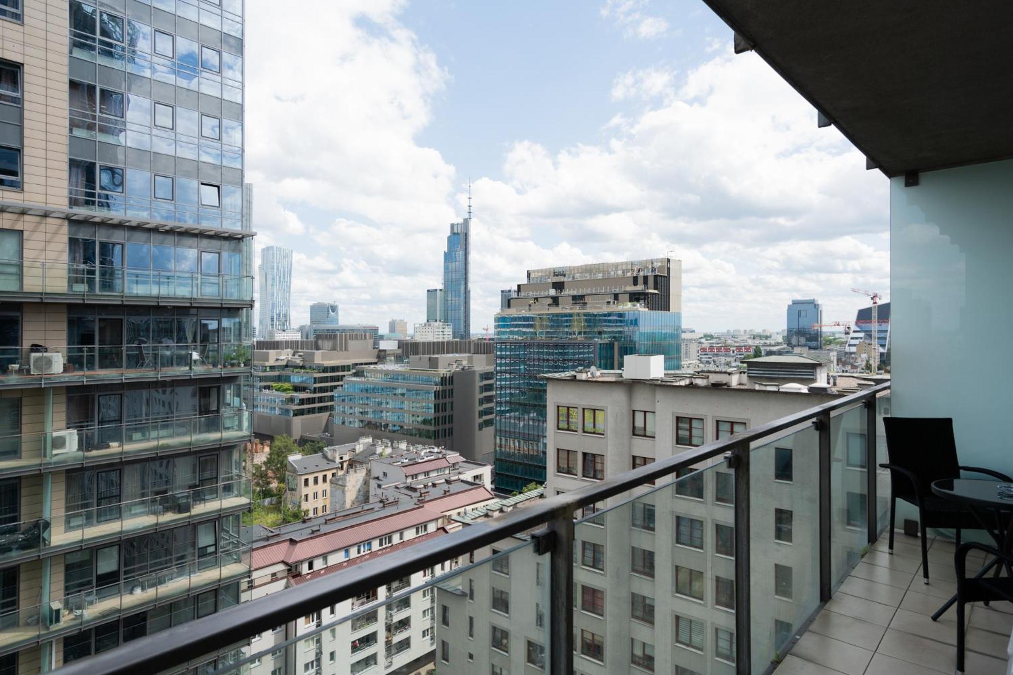 J&k Platinum Towers Apartament *